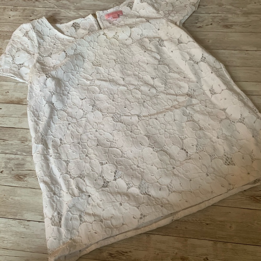 Lilly Pulitzer small lace top